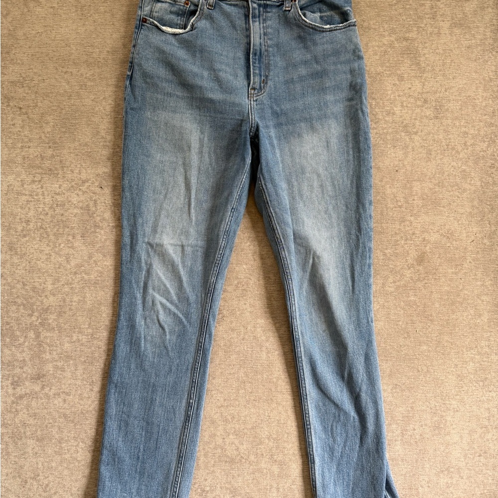 Abercrombie & Fitch Slim Straight The 90’s Ultra High Rise 10 Regular Curve Love